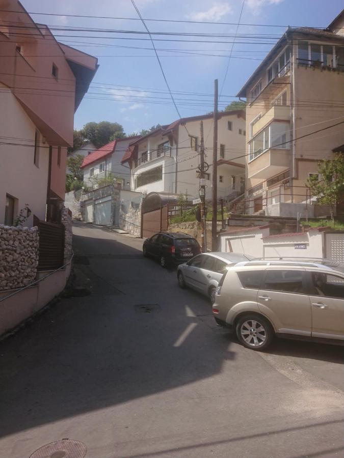Katy'S Studio Apartment Brasov Exterior photo